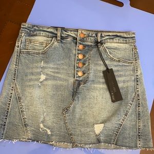Black Label mini skirt. New with tags.